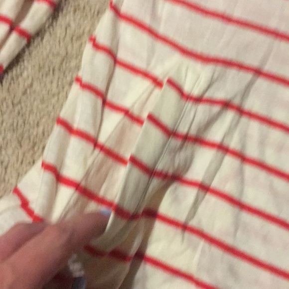 Lightweight Striped Long Sleeve Tee with Pockets - Picture 4 of 6